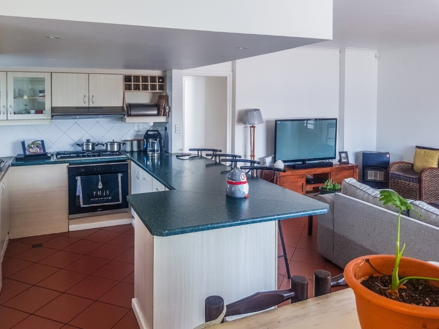 To Let 3 Bedroom Property for Rent in Bothasig Western Cape